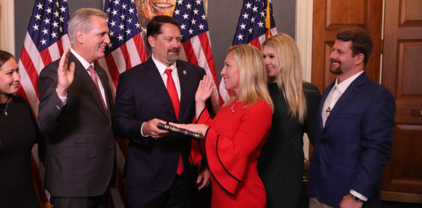 USA: Republikanka usunięta z komisji w Kongresie. Nawoływała do przemocy