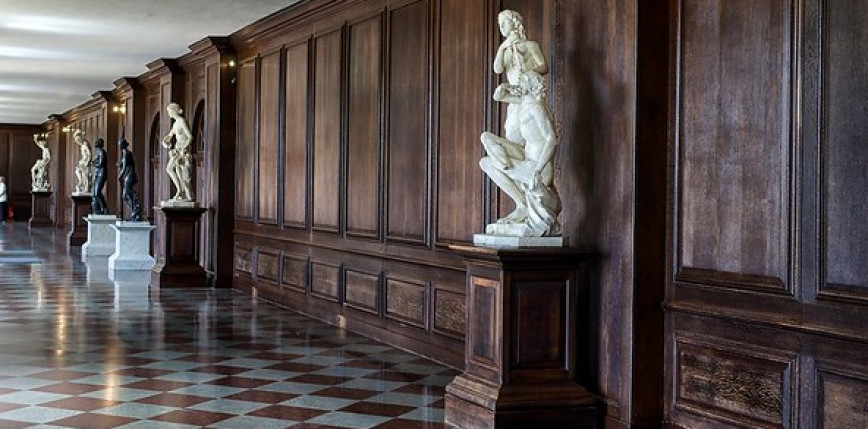 Senator Kwiatkowski i były poseł Bury skazani w sprawie obsadzania stanowisk w NIK