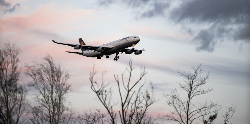 Turbulencje nad USA. Lot Delta Airlines przerwany po dramatycznym incydencie. Pasażerowie w szpitalu